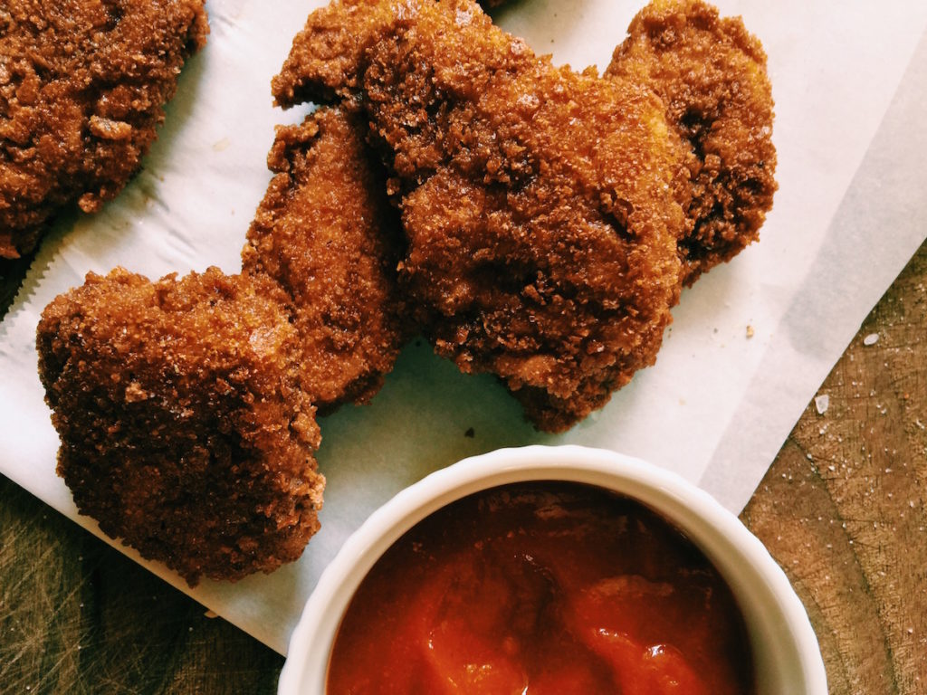 crispy + healthy-ish chicken nuggets | displacedhousewife