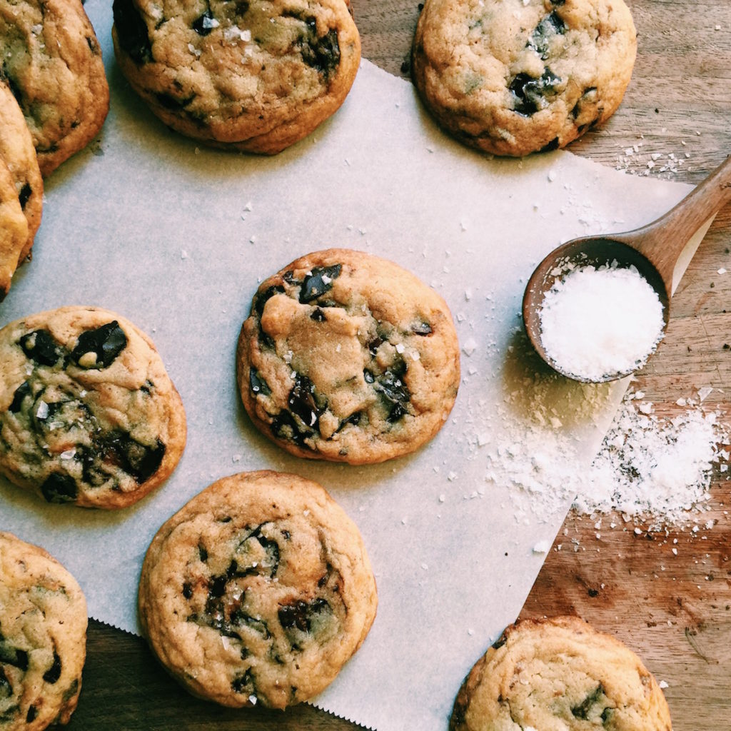 chocolate chunk cookies | Recipe via DisplacedHousewife