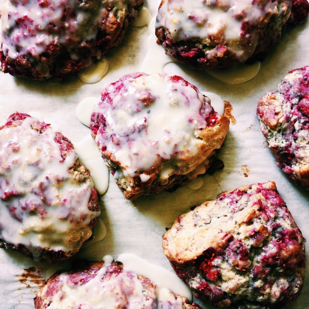 petite raspberry scones + fresh lemon glaze | recipe via DisplacedHousewife