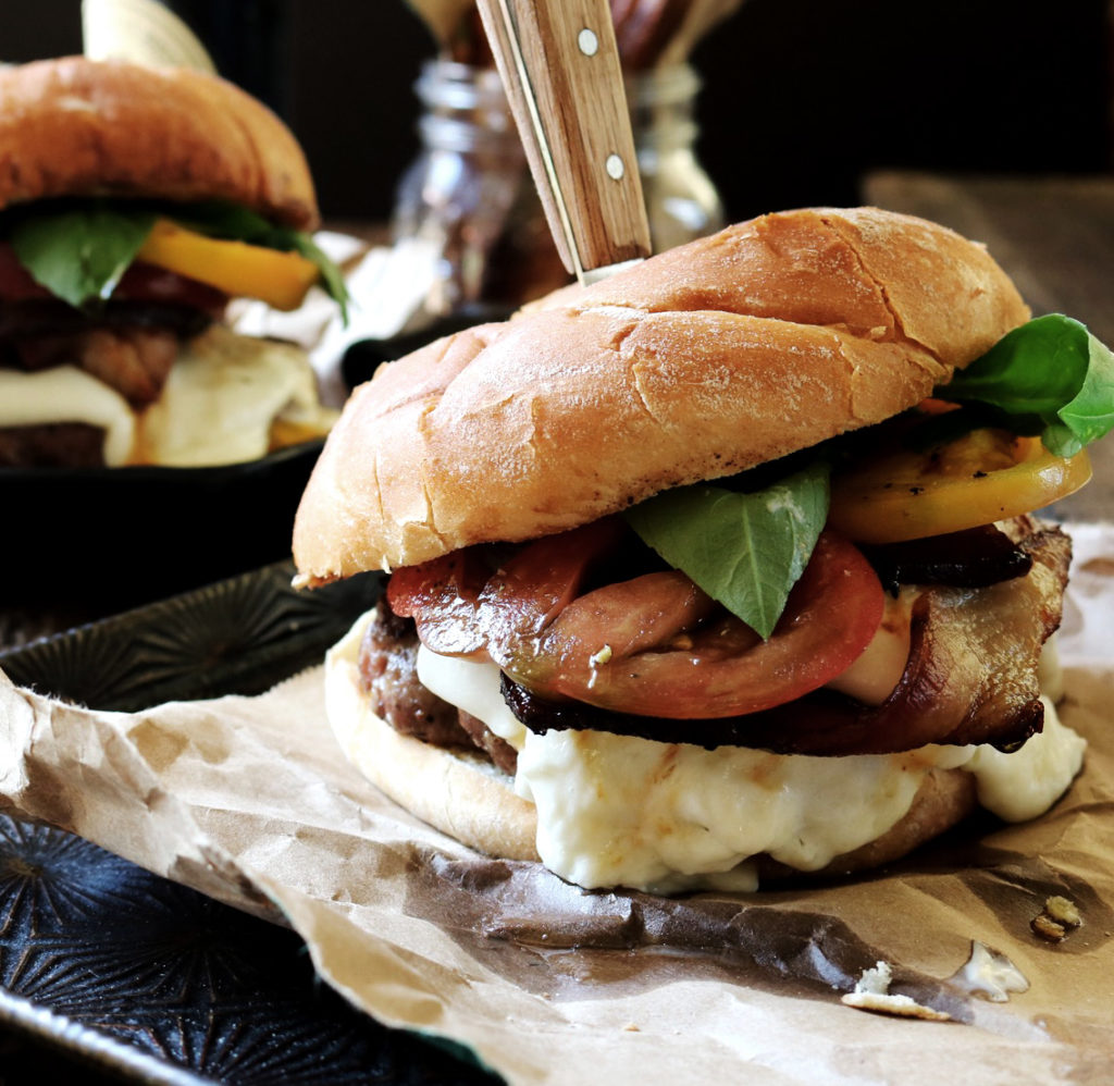 Burrata Caprese Burgers With Lemon Basil Aïoli | Recipe via DisplacedHousewife | The perfect end-of-summer dinner comes together quickly + uses all of your farmer market finds | @displacedhousewife