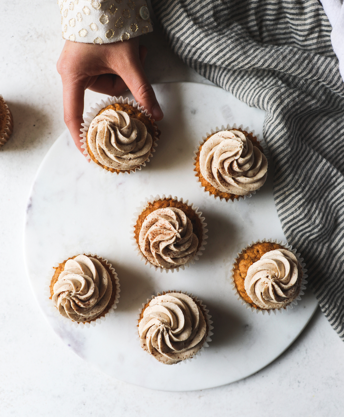 Pumpkin Cupcakes with Chai Frosting Recipe | DisplacedHousewife
