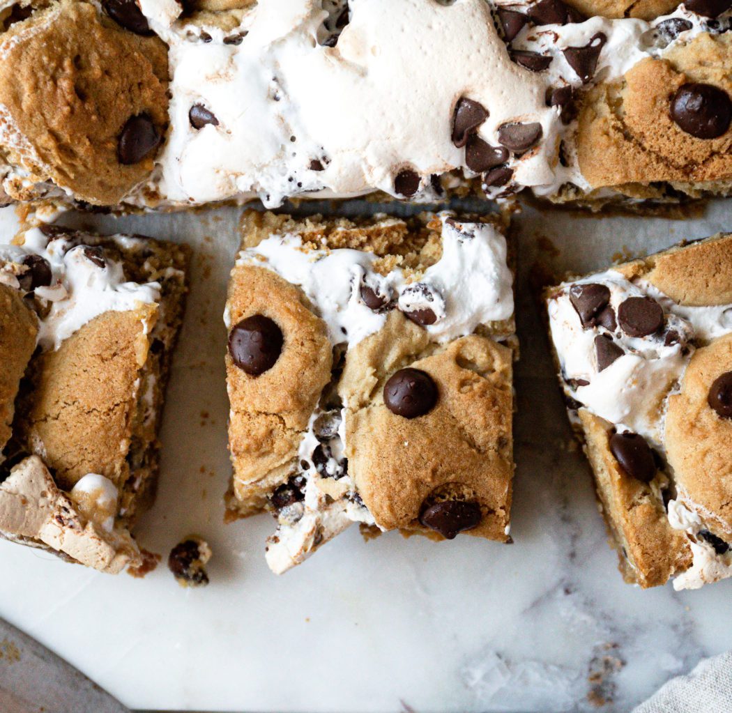 A close up of a s'mores cookie bar